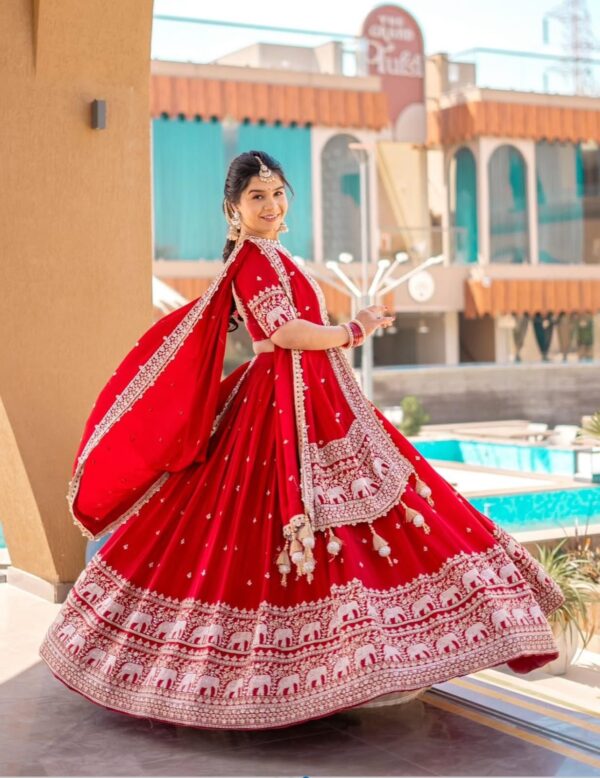 Divyanshi - Image 2